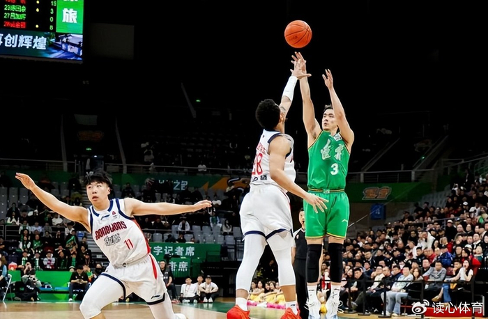 CBA外援争夺战白热化，广东宏远新疆广汇竞相争