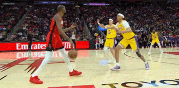 火箭控卫短板暴露 包夹杜兰特致惨败湖人