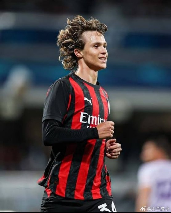 科莫托闪耀意甲赛场 阿莱格里夏训观察其外租前