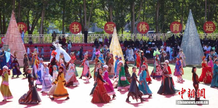 达斡尔族区举办民族体育运动会 民族传统与现代