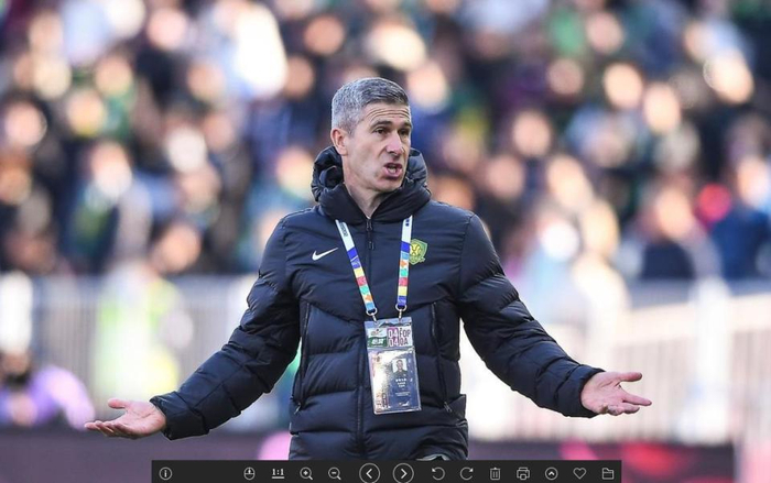 北京国安三轮不胜陷困境 争议判罚引球迷不满