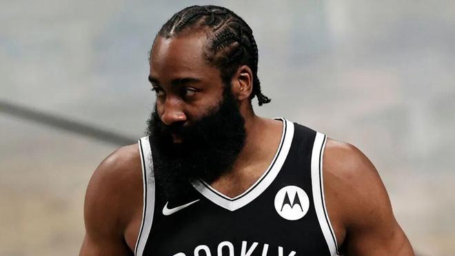 东契奇腿筋伤情升级引担忧 哈登伤病教训成警示