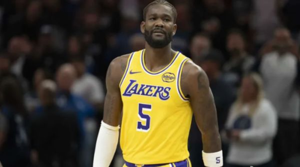 艾顿低迷成湖人三连败主因 球队内忧外患难挽颓